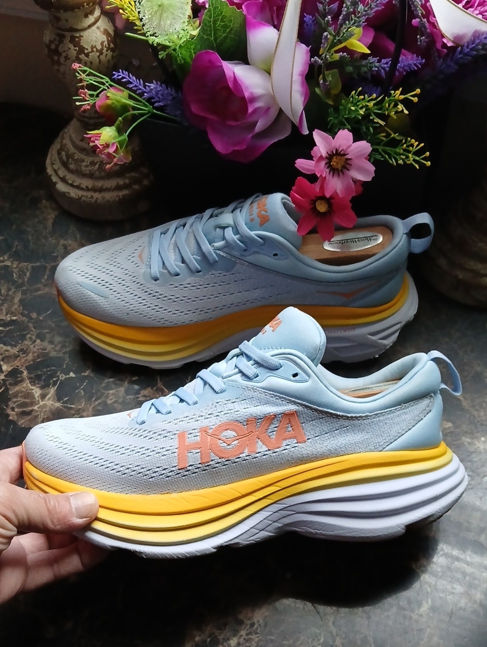 Hoka One Bondi 8 Comfort/Lifestyle Medical Field Shoes Size 7.5D Wide for Women - Picture 4 of 12